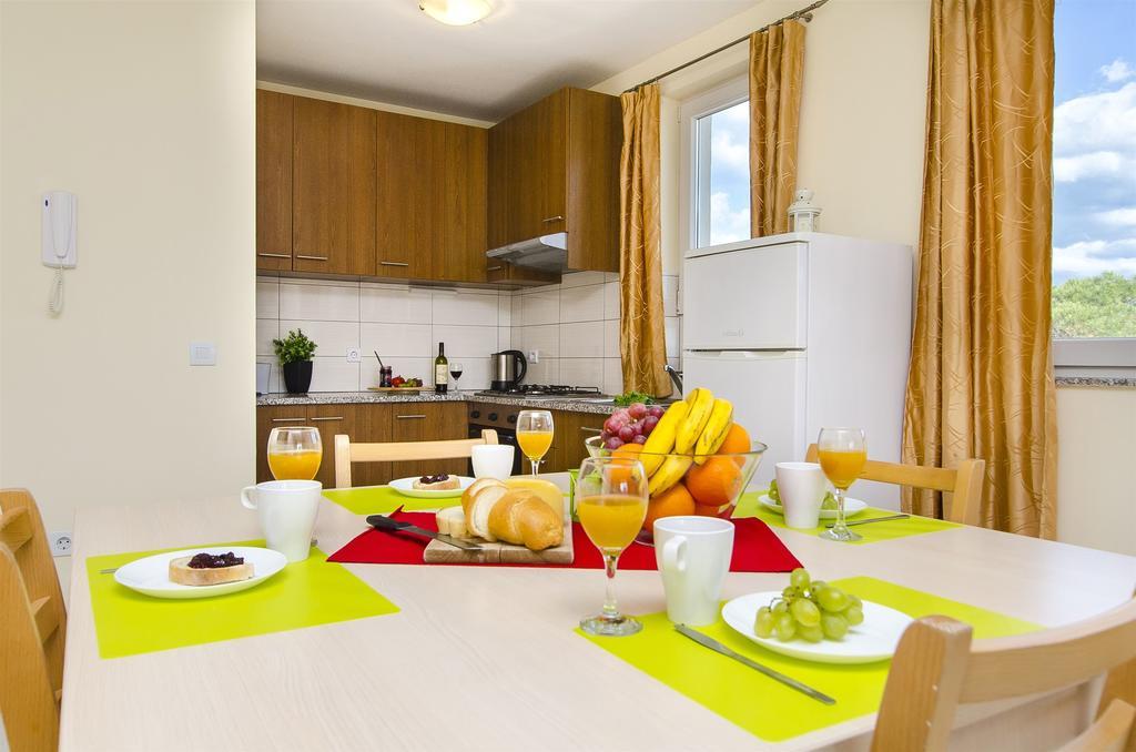 Apartments Glavan Privlaka  Room photo
